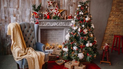 Alberi di Natale artificiali da 120 cm: una soluzione pratica e bella